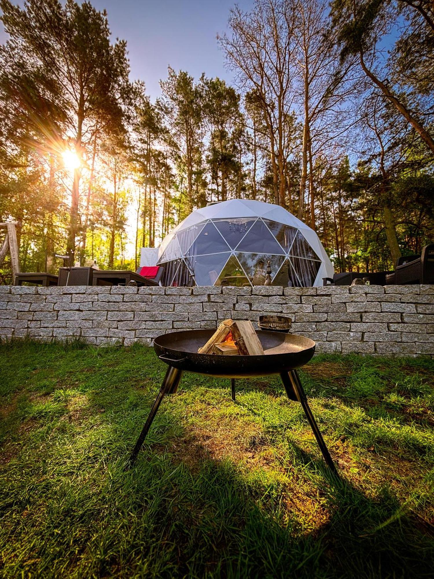 Glamping Pod Orlem Hotell Cedynia Exteriör bild